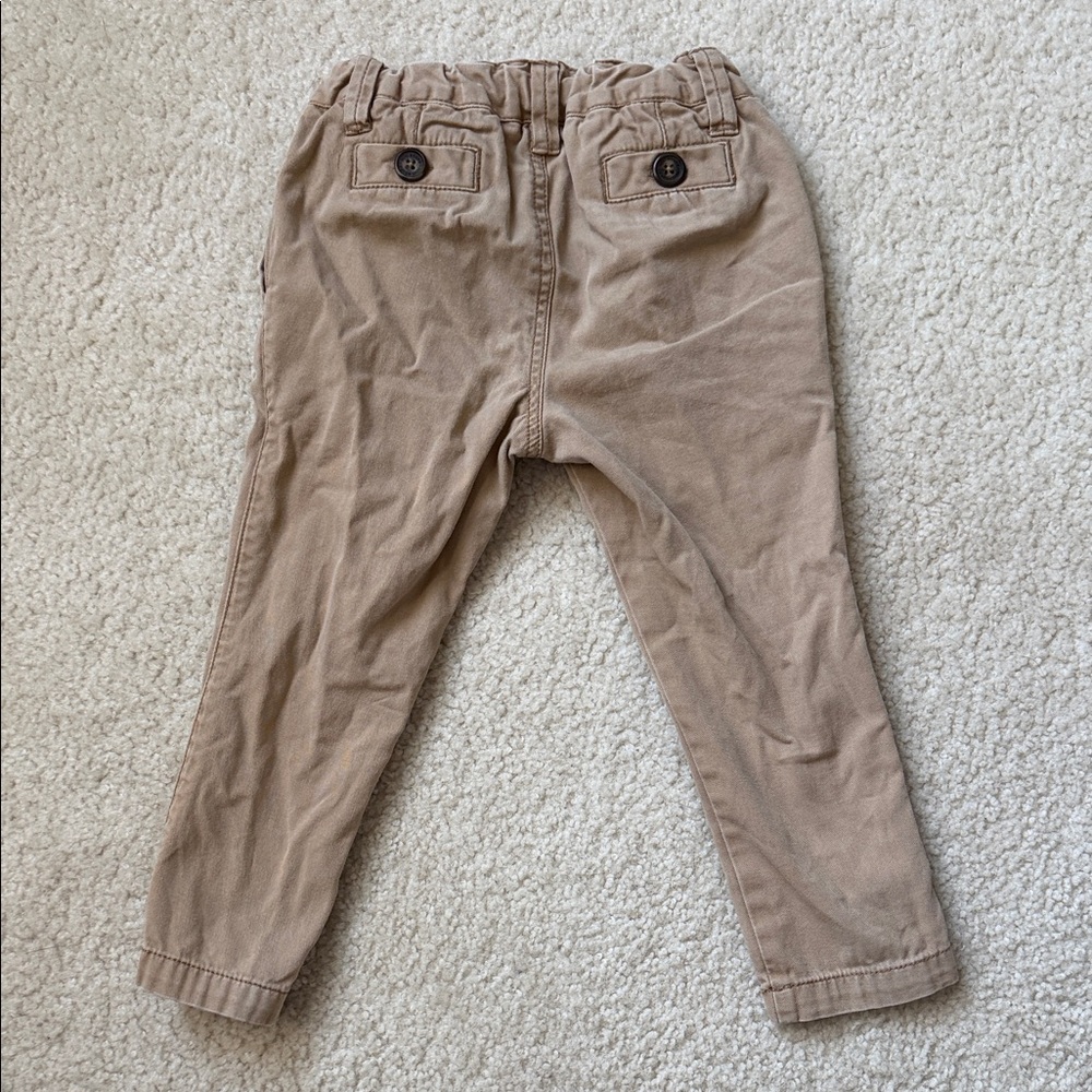 Mini Boden khakis 2T - Picture 3 of 3